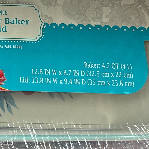 2023 🌺New Pioneer Woman Sweet Romance Rectangular Baker and Lid, 12.8”W x 8.7”D - Picture 5 of 9